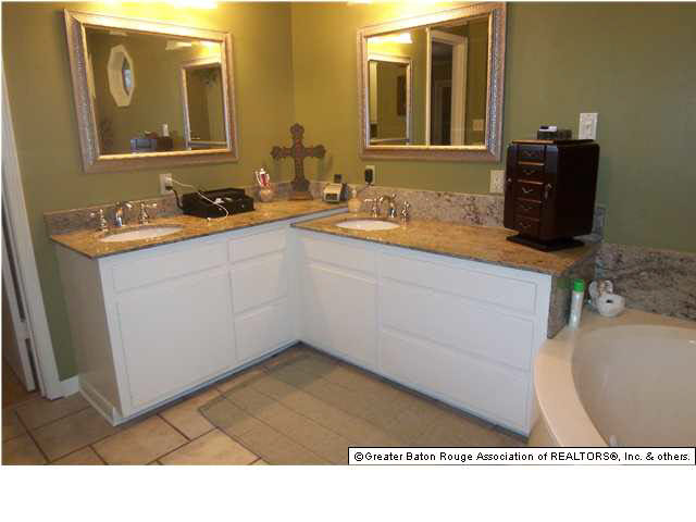 38230 Cal Road Gonzales, LA 70737 - Photo 17 of 21 Gallery Image 17