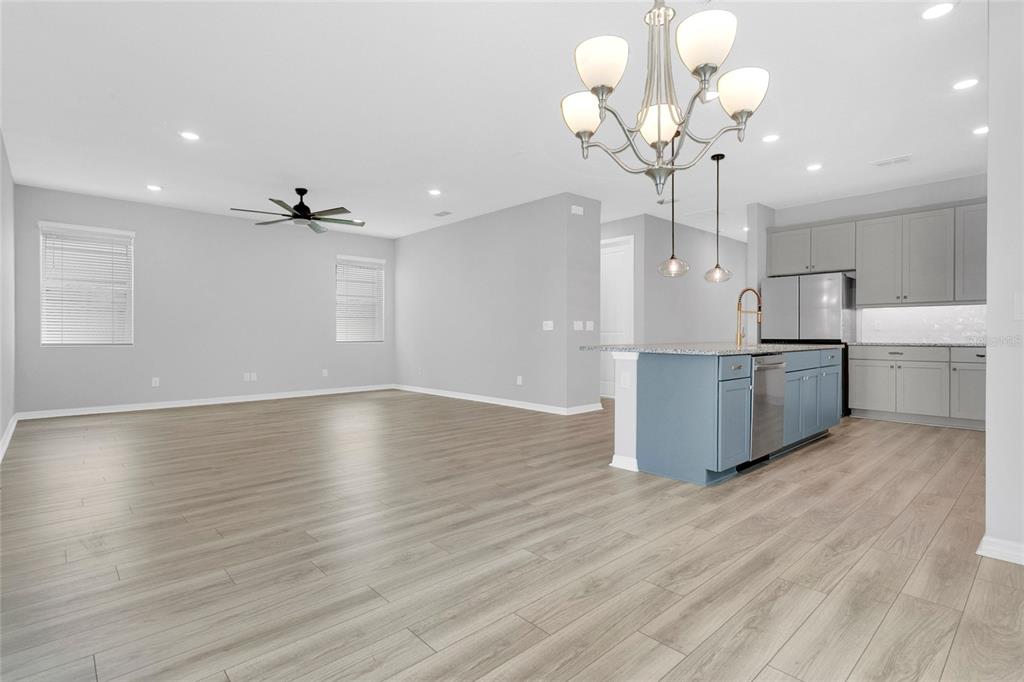 17049 Seville Orange Road Winter Garden, FL 34787 - Photo 5 of 28