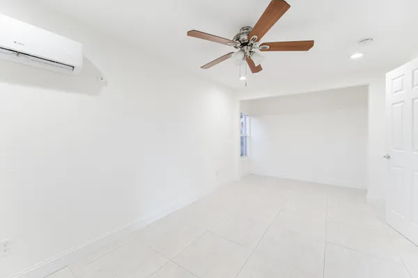 $2,500 | 364 East Palmetto Park Road, Unit 1, Boca Raton, FL 33432