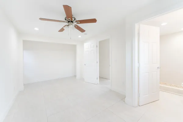 $2,500 | 364 East Palmetto Park Road, Unit 1, Boca Raton, FL 33432