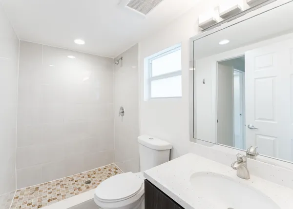 $2,500 | 364 East Palmetto Park Road, Unit 1, Boca Raton, FL 33432