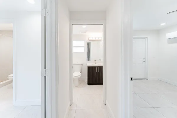 $2,500 | 364 East Palmetto Park Road, Unit 1, Boca Raton, FL 33432