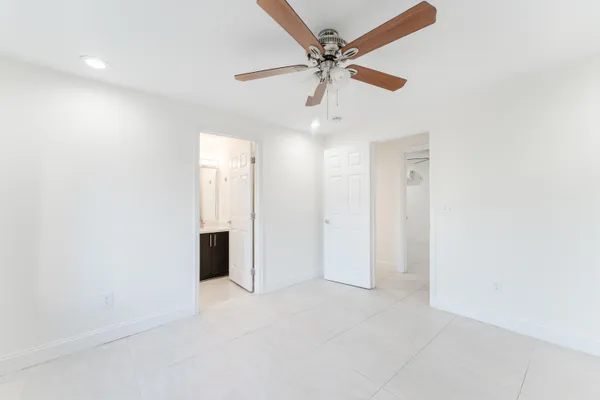 $2,500 | 364 East Palmetto Park Road, Unit 1, Boca Raton, FL 33432