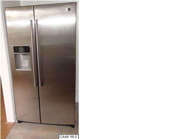 2517 Hydraulic Road, Unit 85 Charlottesville, VA 22901 - Photo 5 of 6