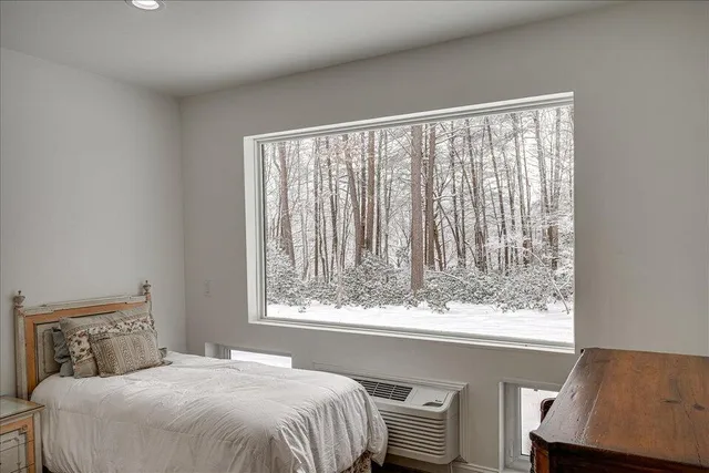 $1,000,000 | 110 Falls Lane, Spencer, TN 38585