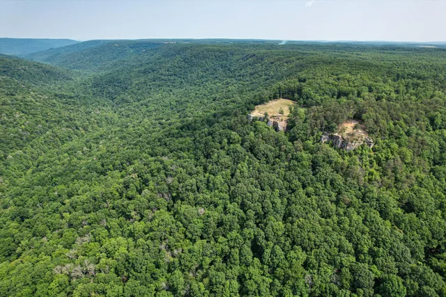 $1,000,000 | 110 Falls Lane, Spencer, TN 38585