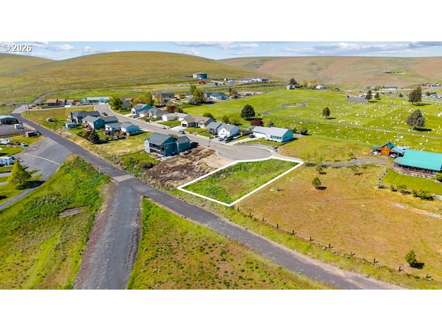 Lakeview Court Heppner, OR 97836 - Photo 2 of 17