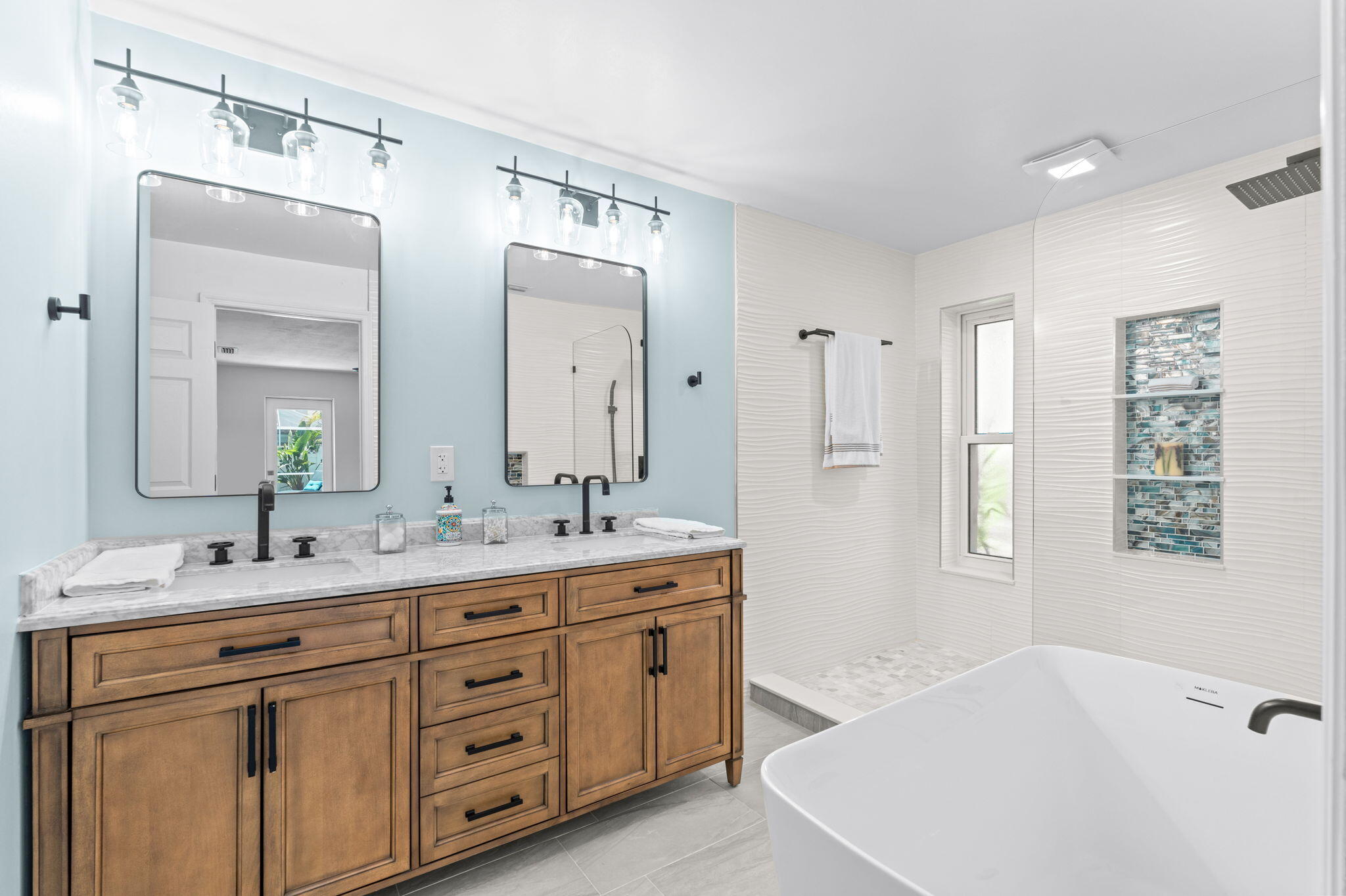 1081 Bimini Lane Singer Island, FL 33404 - Photo 11 of 39 44-web-or-mls-A7400463