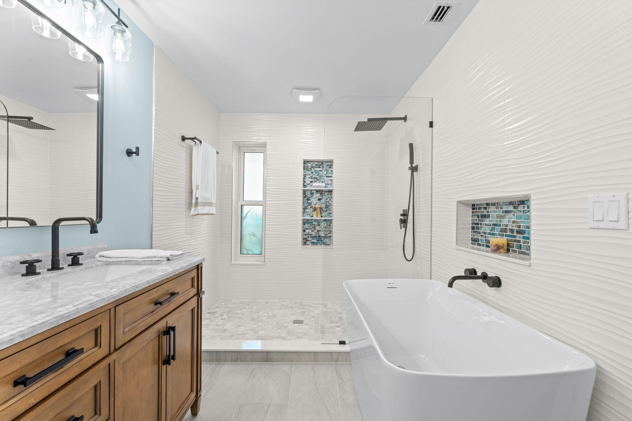 1081 Bimini Lane Singer Island, FL 33404 - Photo 12 of 39 43-web-or-mls-A7400466