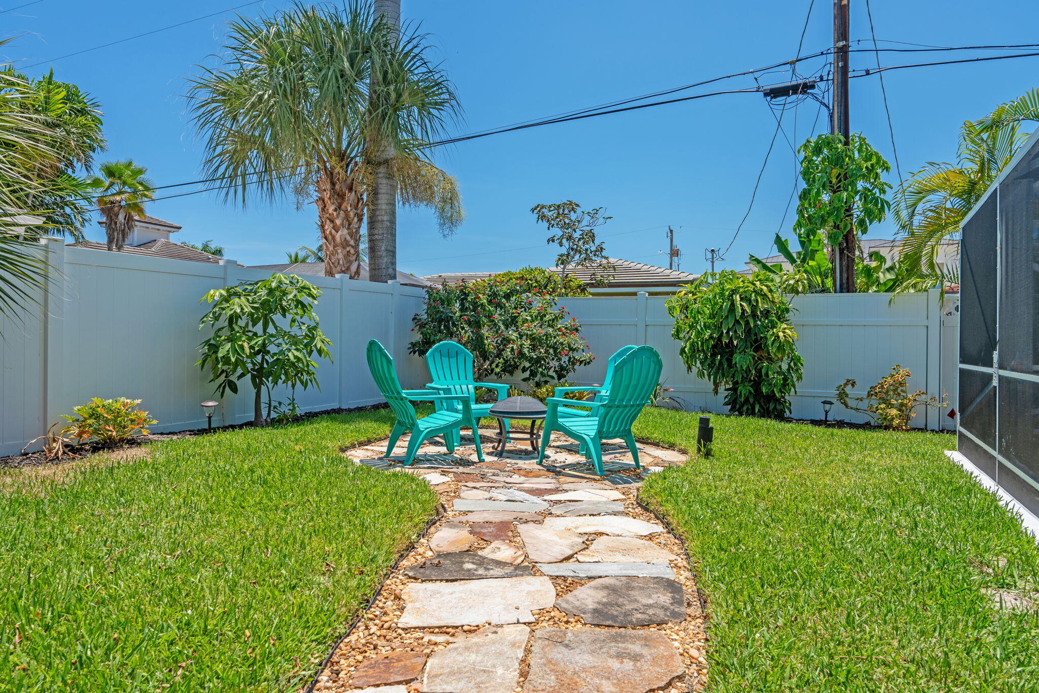 1081 Bimini Lane Singer Island, FL 33404 - Photo 30 of 39 Outdoor Zen garden