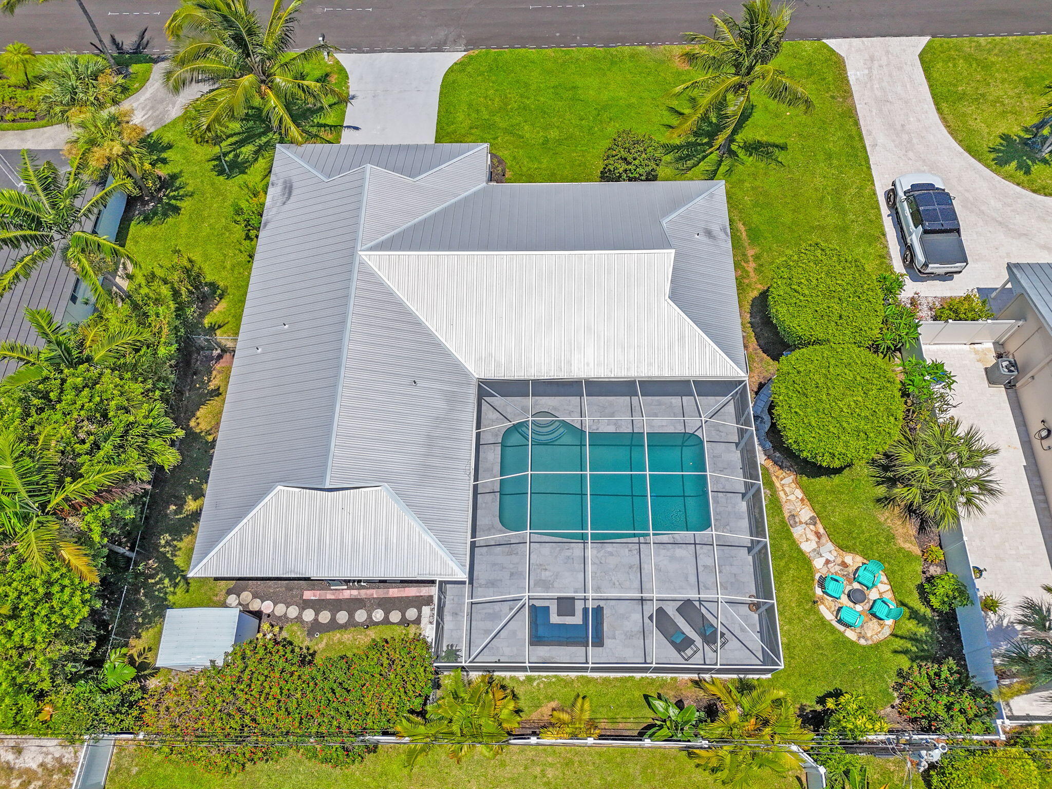 1081 Bimini Lane Singer Island, FL 33404 - Photo 36 of 39 56-web-or-mls-DJI_20250730132425_0400_D