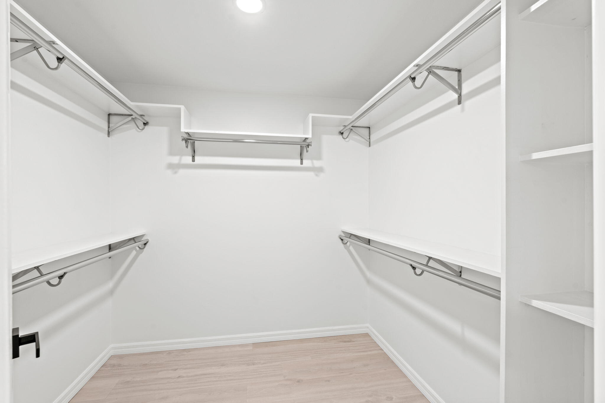 1081 Bimini Lane Singer Island, FL 33404 - Photo 10 of 39 46-web-or-mls-A7400460