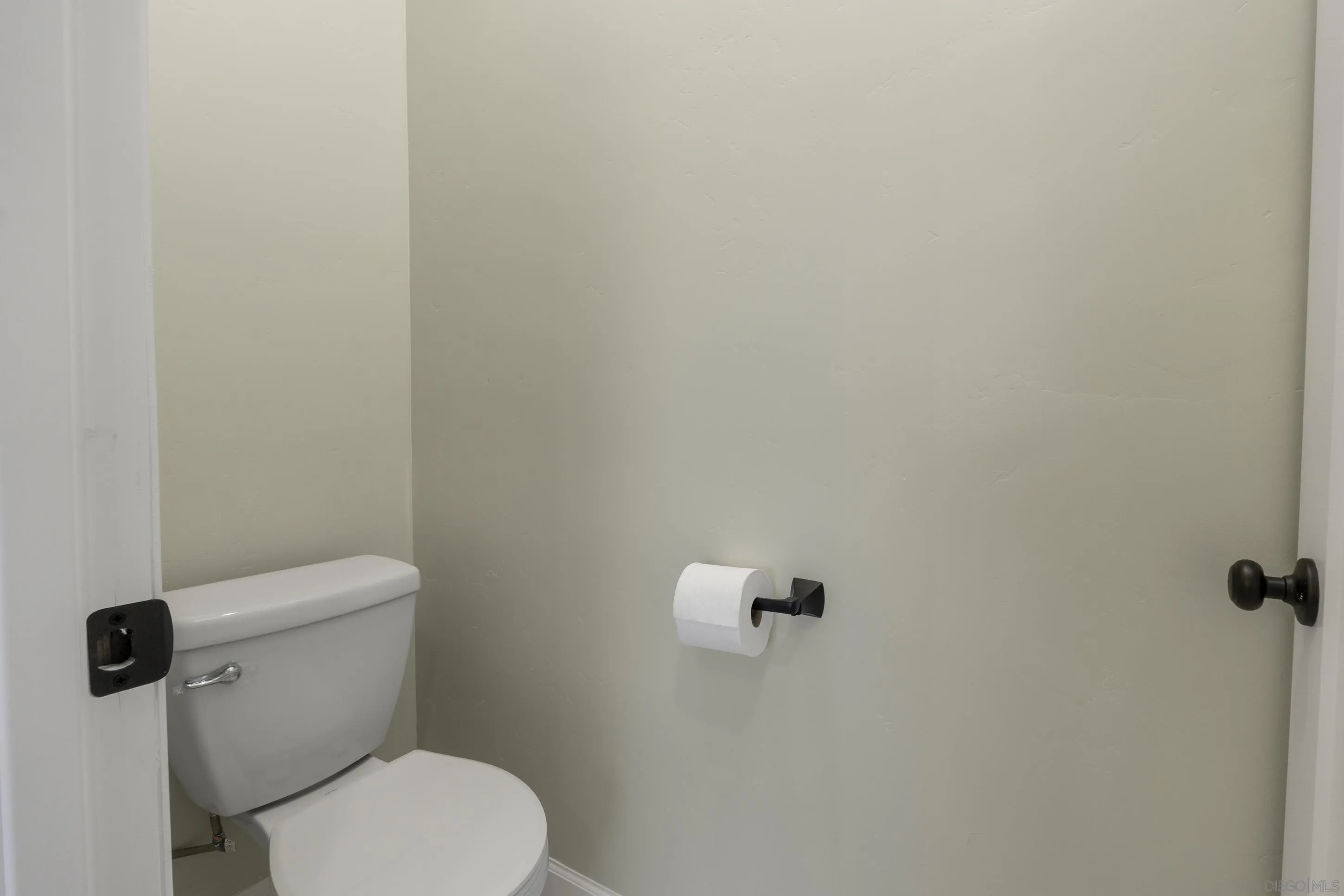 14443 Cool Valley Road Valley Center, CA 92082 - Photo 36 of 48