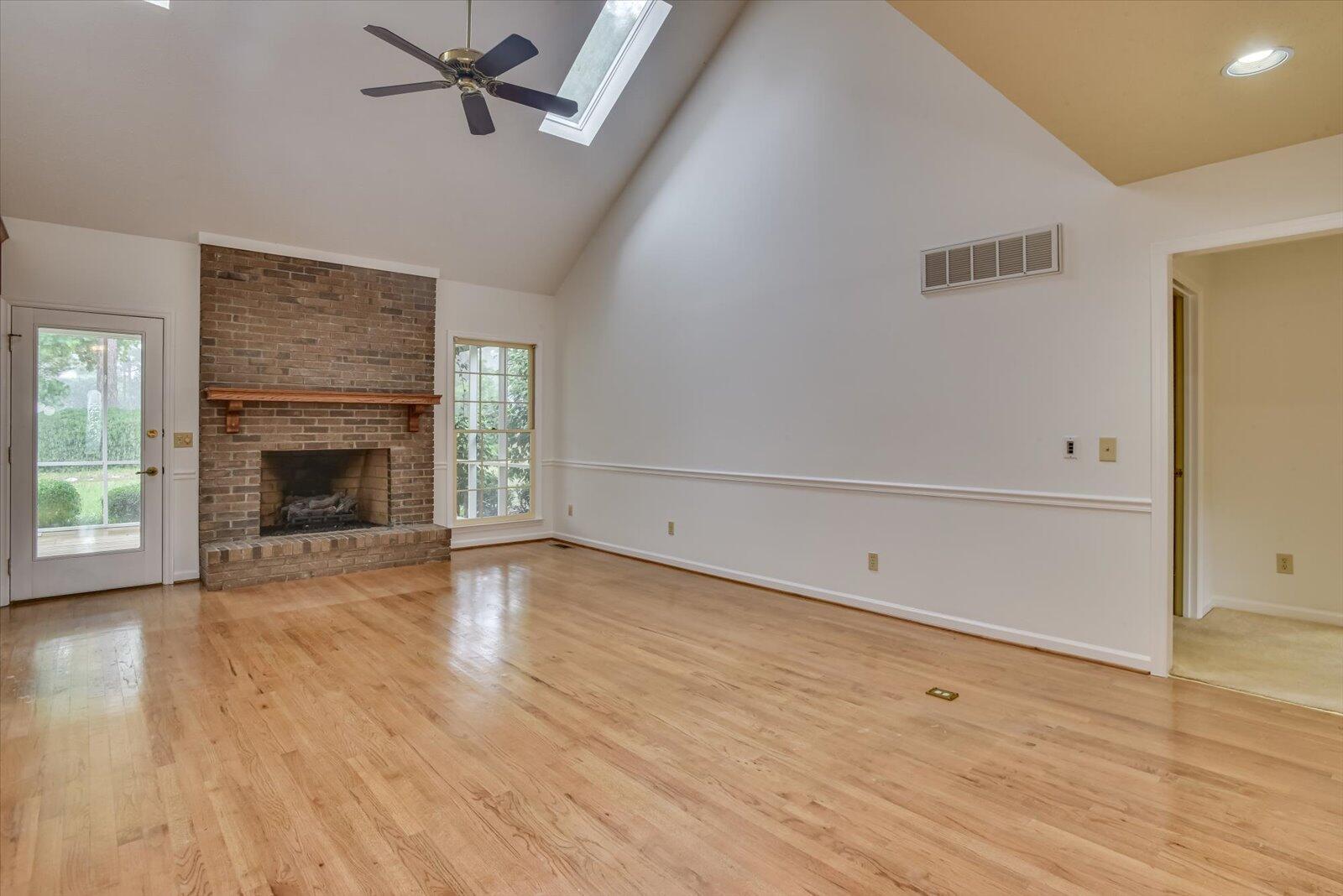 113 Pine Needle Road Aiken, SC 29803 - Photo 5 of 38 Gallery Image 5
