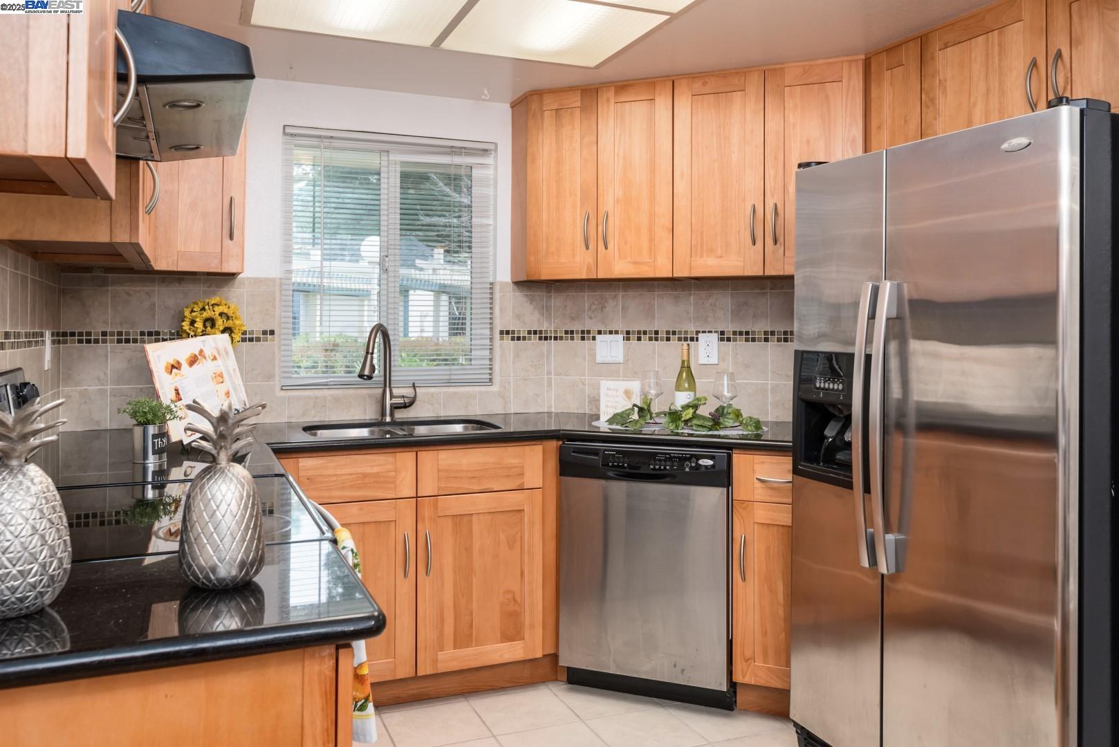 46804 Winema Common Fremont, CA 94539 - Photo 6 of 16