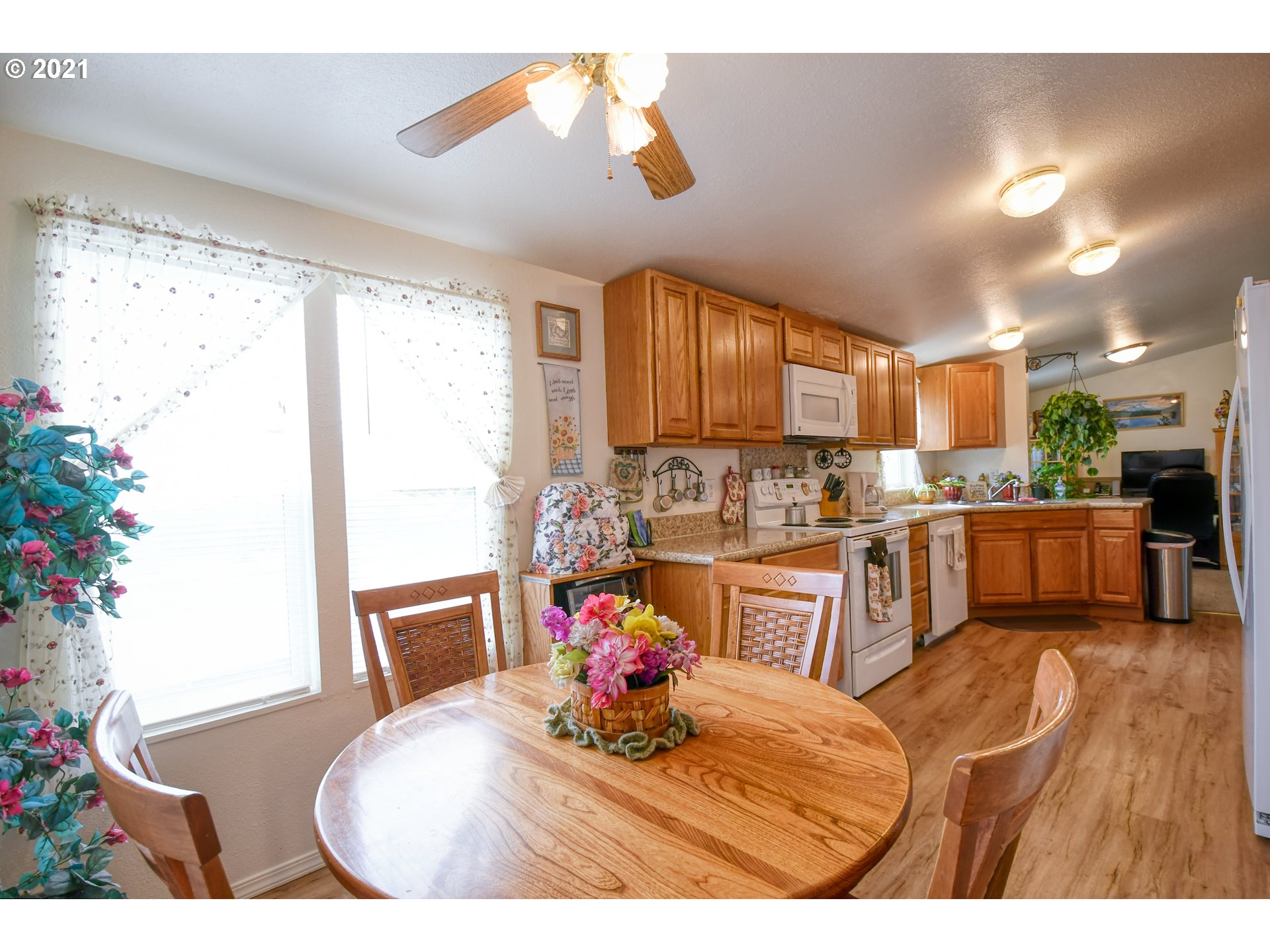 16 Southeast 18th Street Pendleton, OR 97801 - Photo 14 of 28 Gallery Image 14