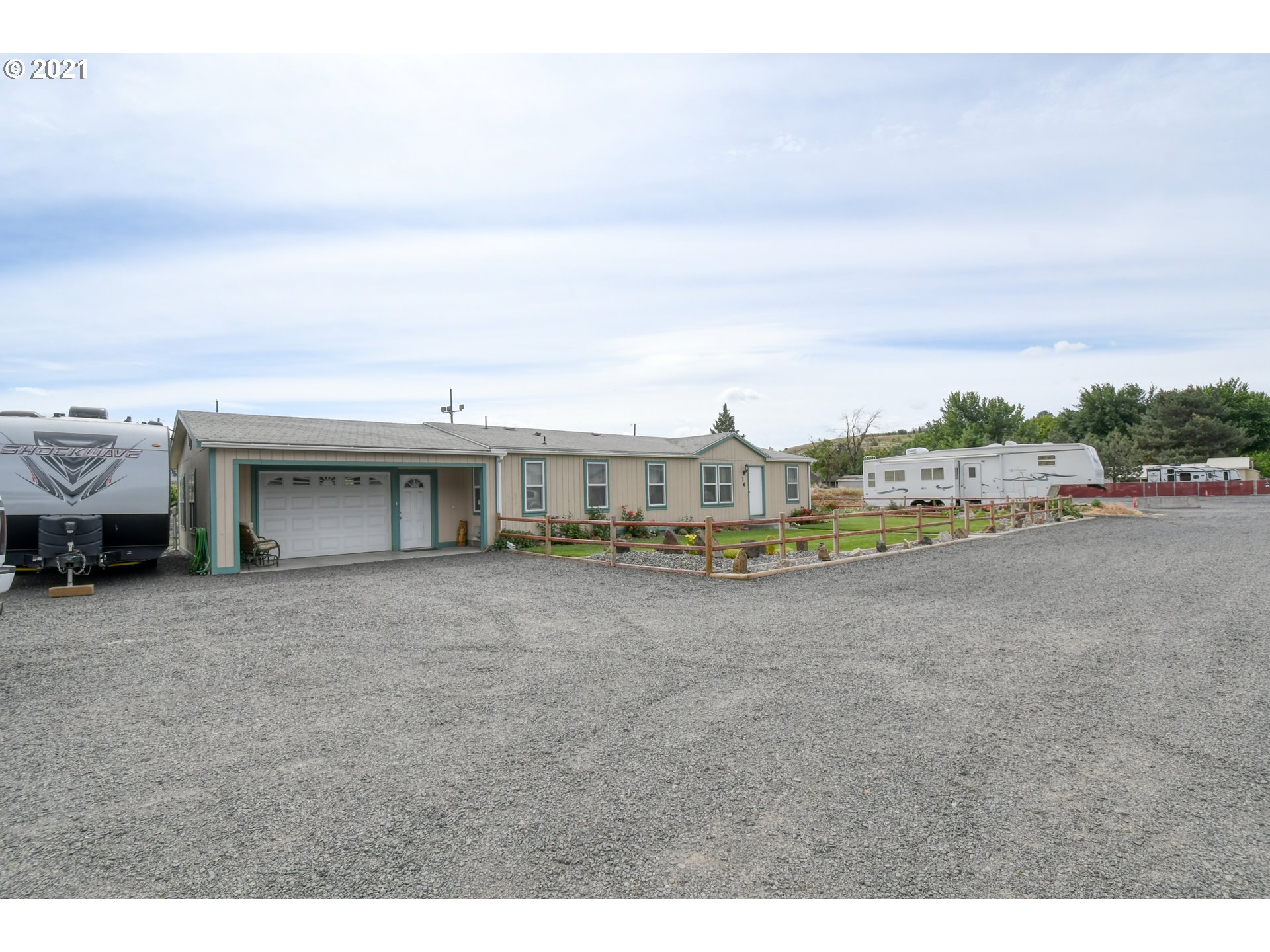16 Southeast 18th Street Pendleton, OR 97801 - Photo 4 of 28 Gallery Image 4