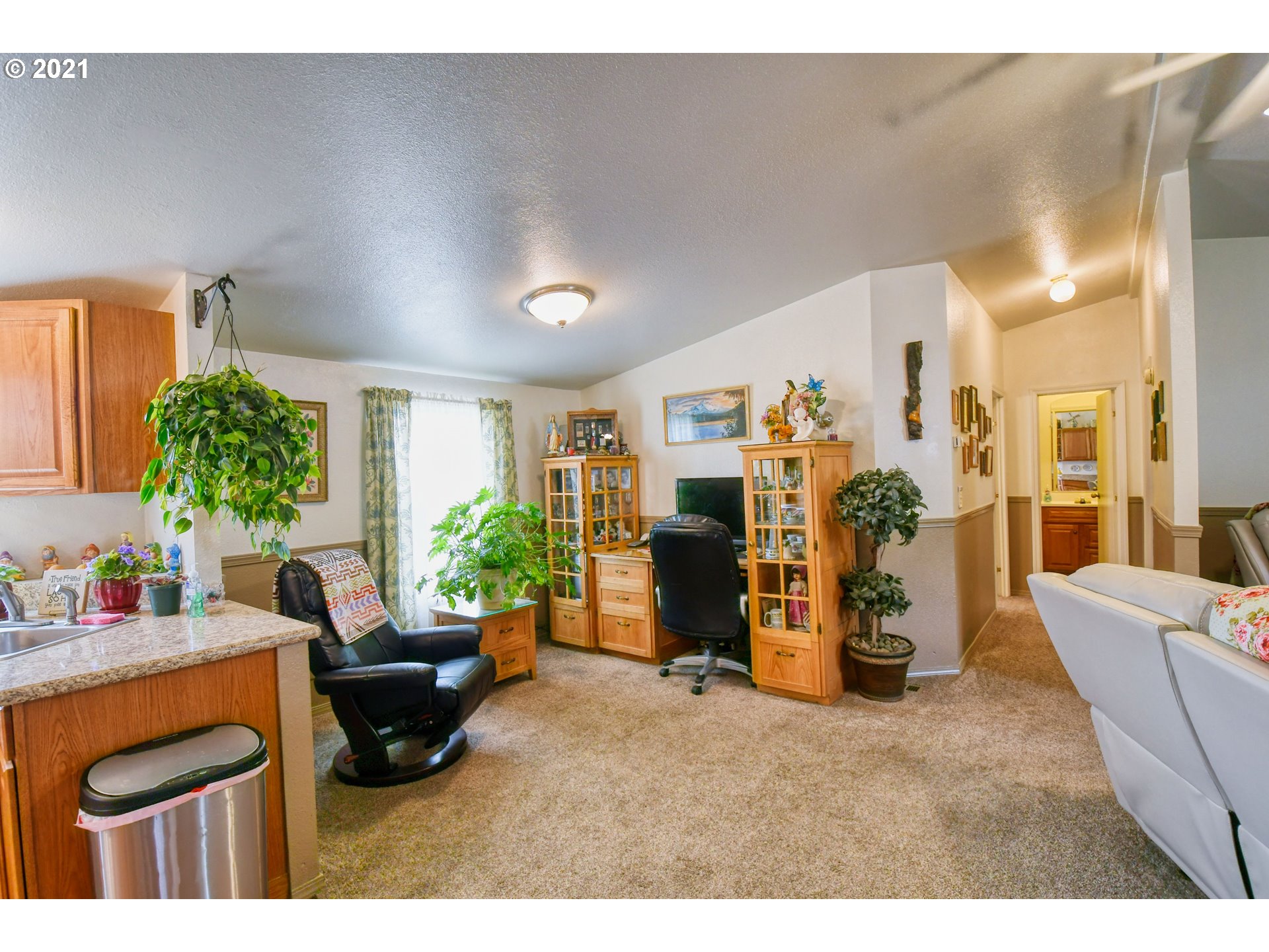16 Southeast 18th Street Pendleton, OR 97801 - Photo 6 of 28 Gallery Image 6