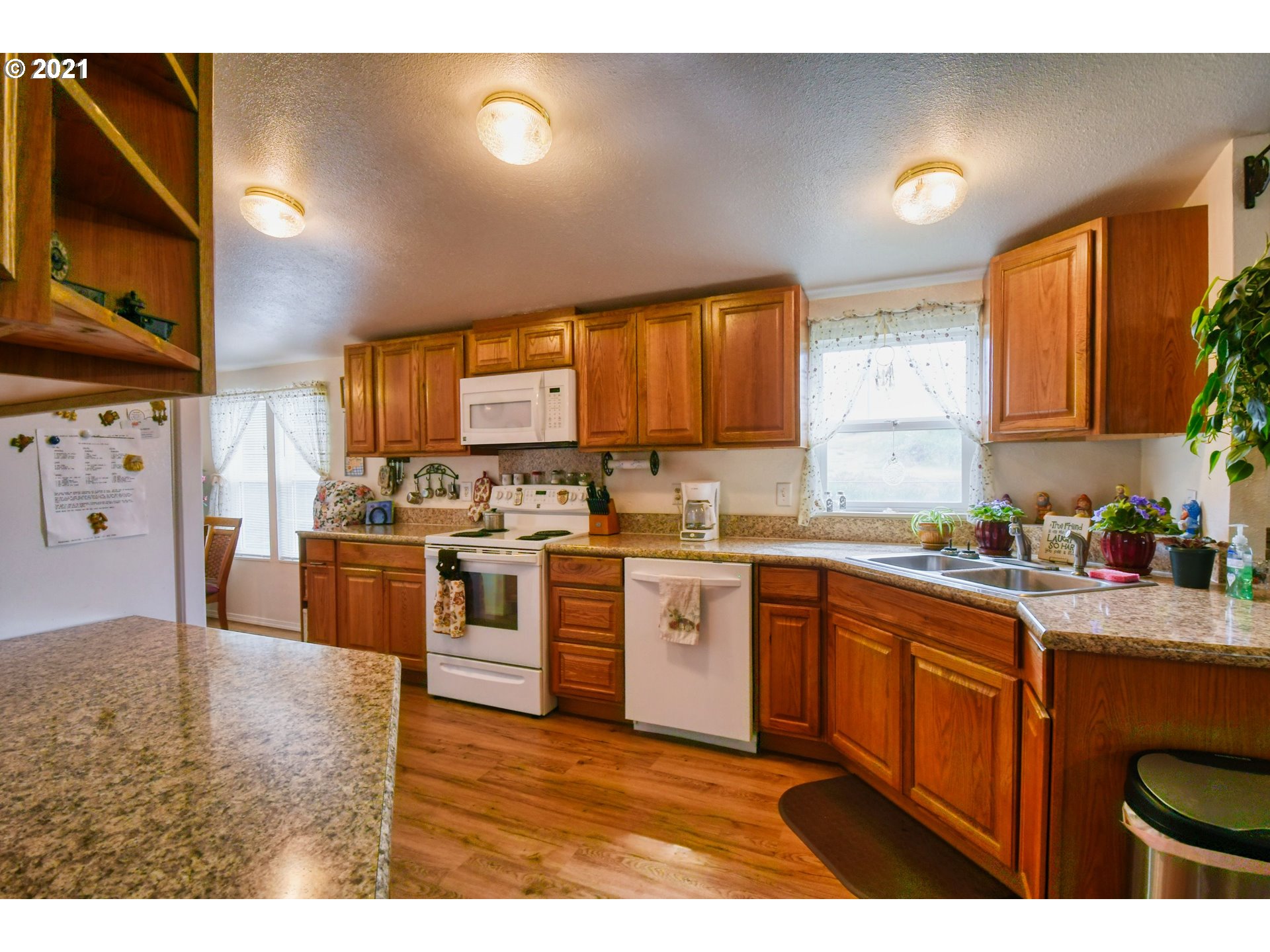 16 Southeast 18th Street Pendleton, OR 97801 - Photo 10 of 28 Gallery Image 10