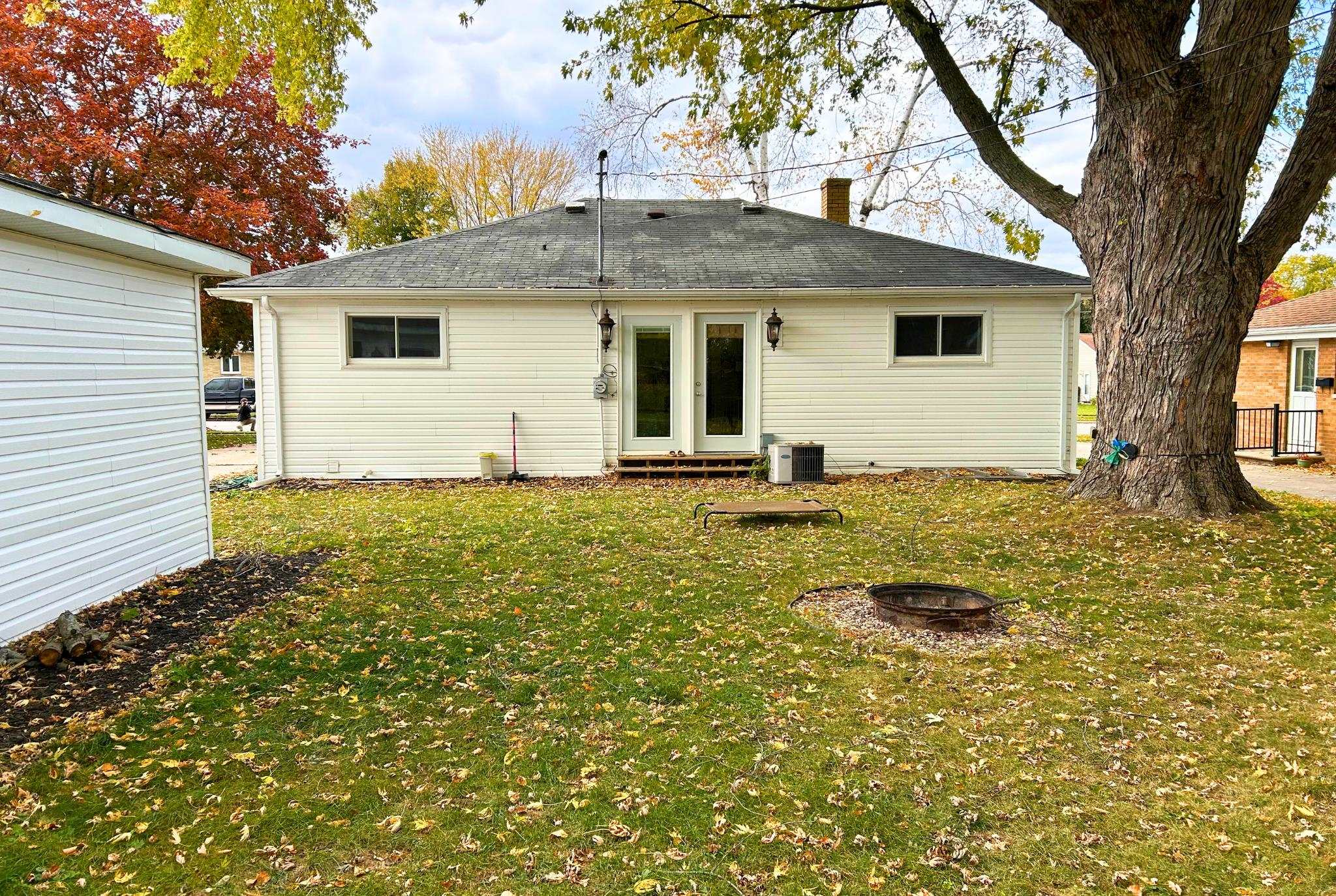 918 Grognet Street Green Bay, WI 54302 - Photo 27 of 31