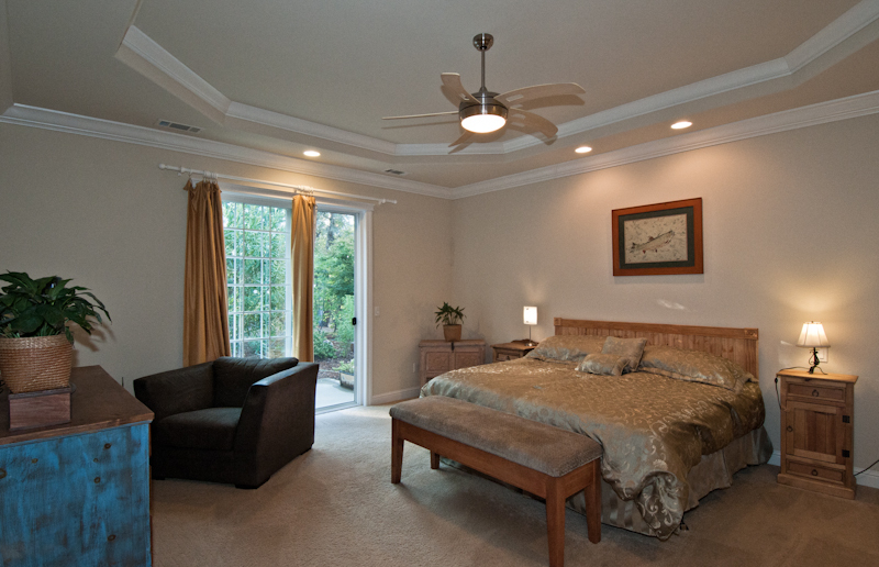 16300 Texas Springs Road Redding, CA 96001 - Photo 14 of 23 master's slider leads to quaint patio