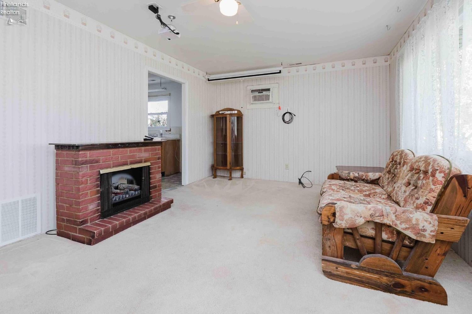 520 Everett Road Fremont, OH 43420 - Photo 17 of 36 Gallery Image 17