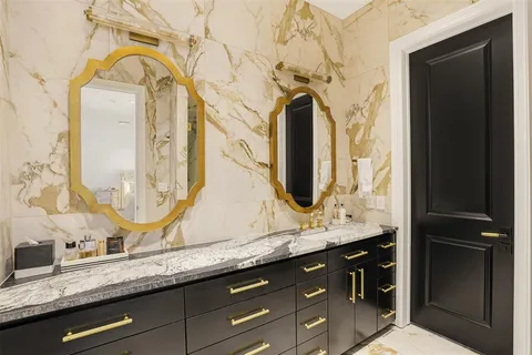 $1,249,000 | 2617 Museum Way, Fort Worth, TX 76107