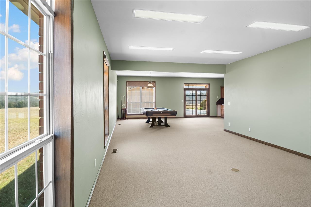 6545 Rustic Road Ponca City, OK 74604 - Photo 11 of 49 Gallery Image 11