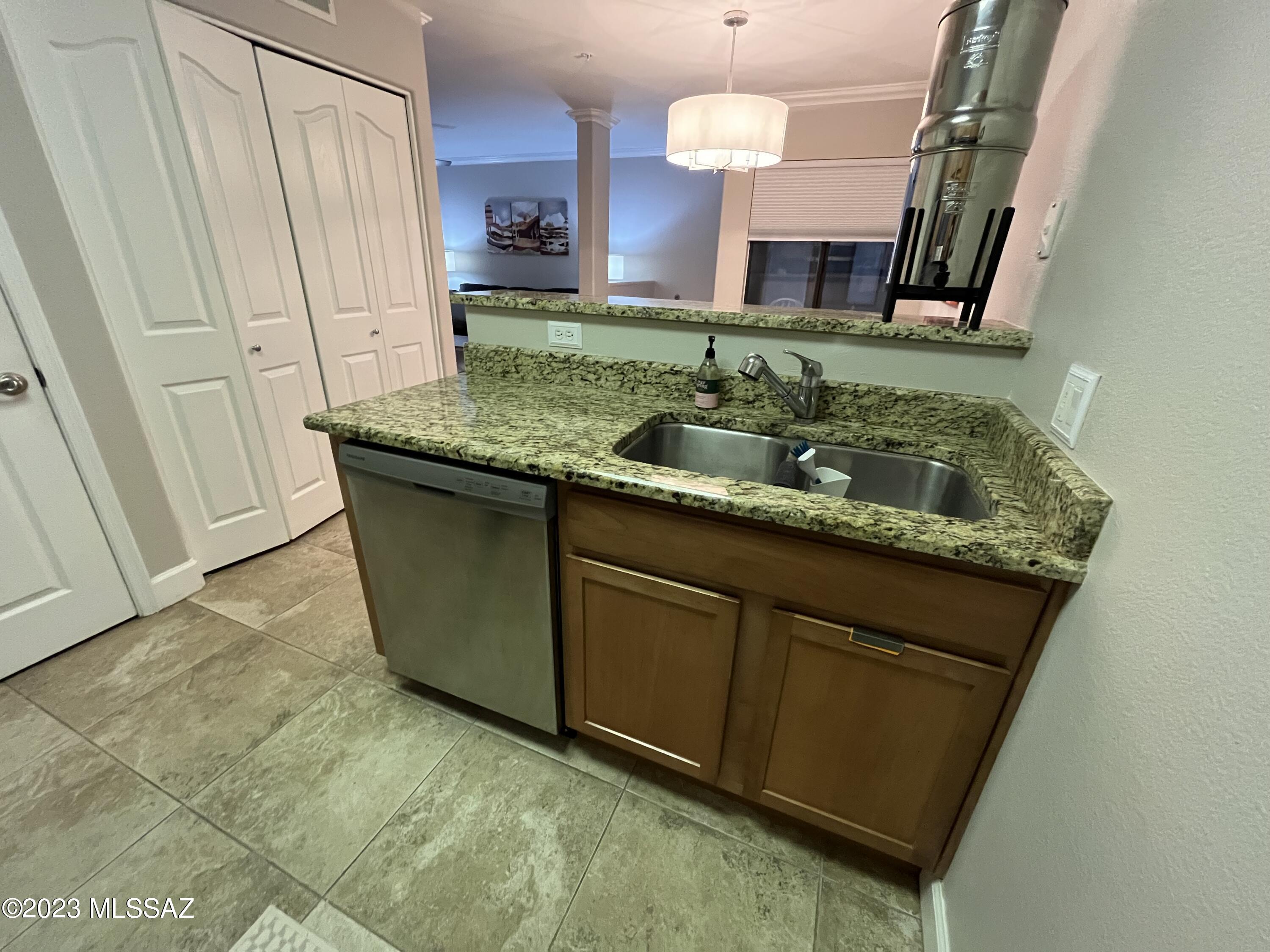 5751 North Kolb Road, Unit 40103 Tucson, AZ 85750 - Photo 11 of 38