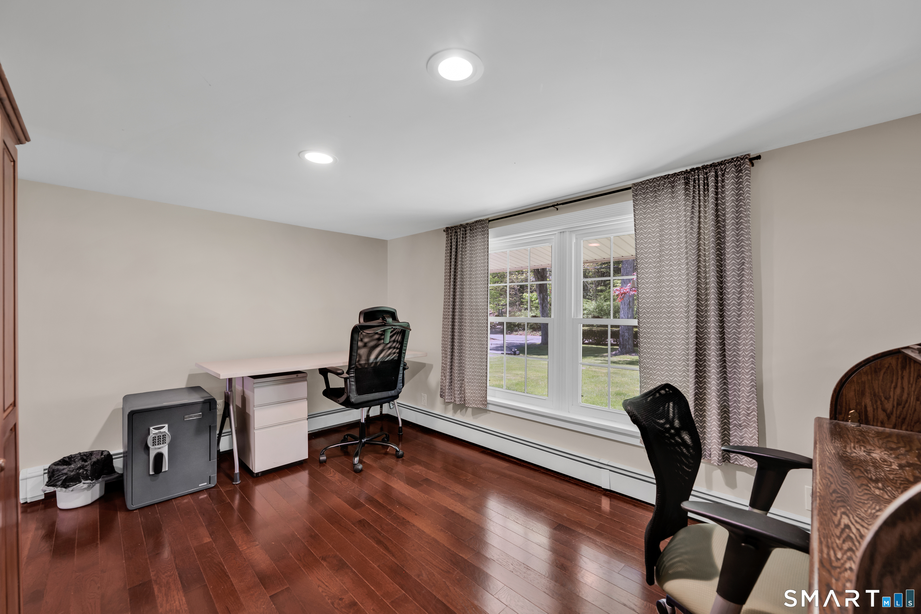 168 Miller Road Bethany, CT 06524 - Photo 8 of 17