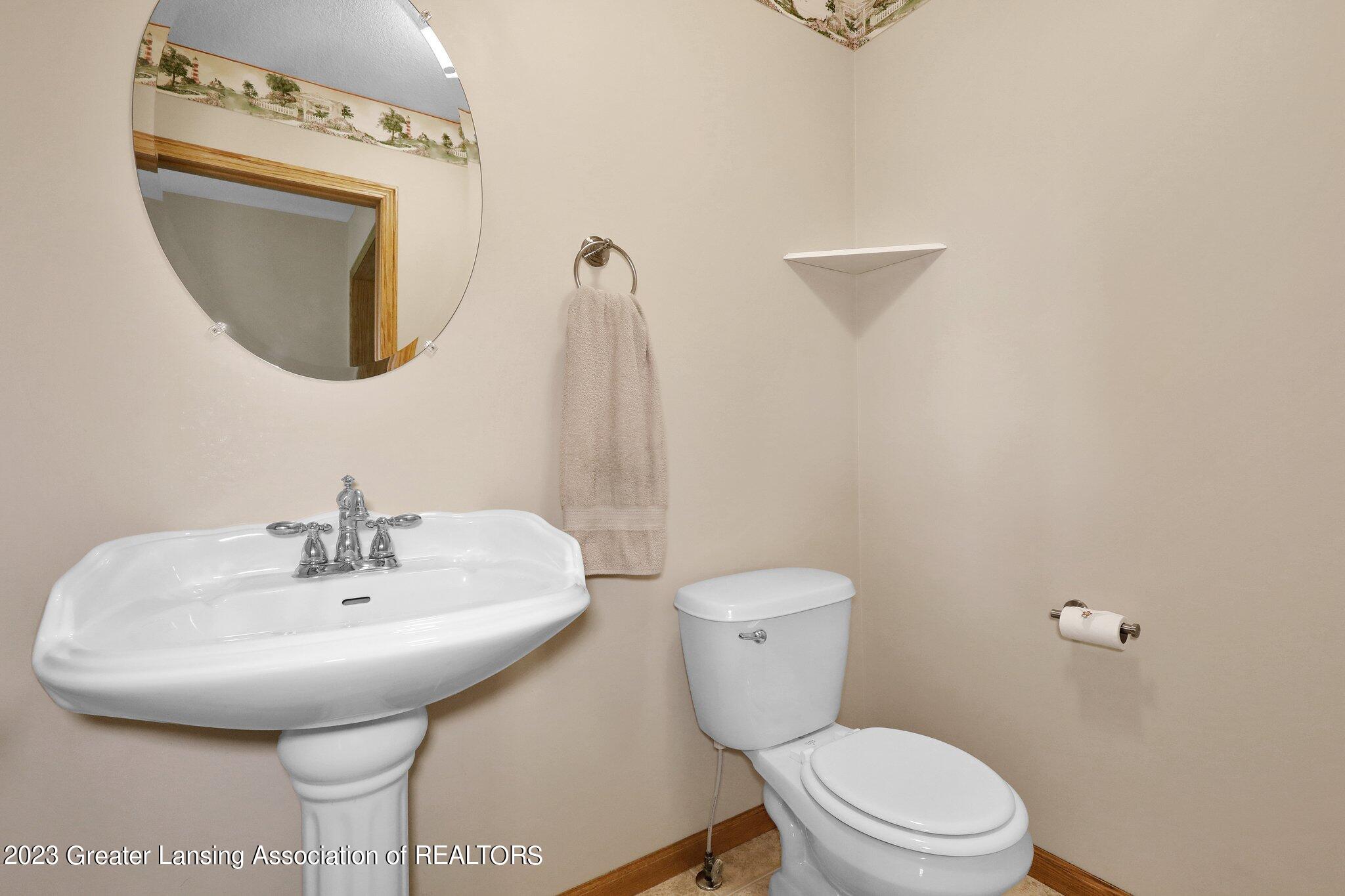 6357 Macadam Way Dimondale, MI 48821 - Photo 17 of 30 17-web-or-mls-Open Ended Media-17