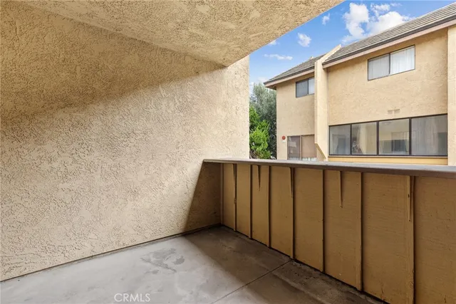 $874,000 | 2304 Mathews Avenue, Unit 2, Redondo Beach, CA 90278