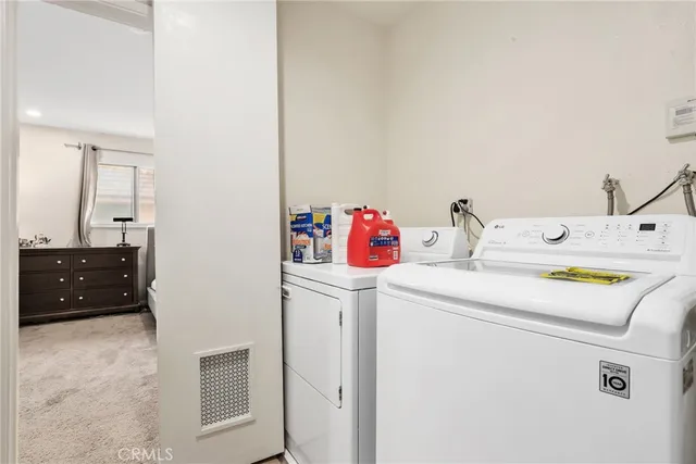 $874,000 | 2304 Mathews Avenue, Unit 2, Redondo Beach, CA 90278