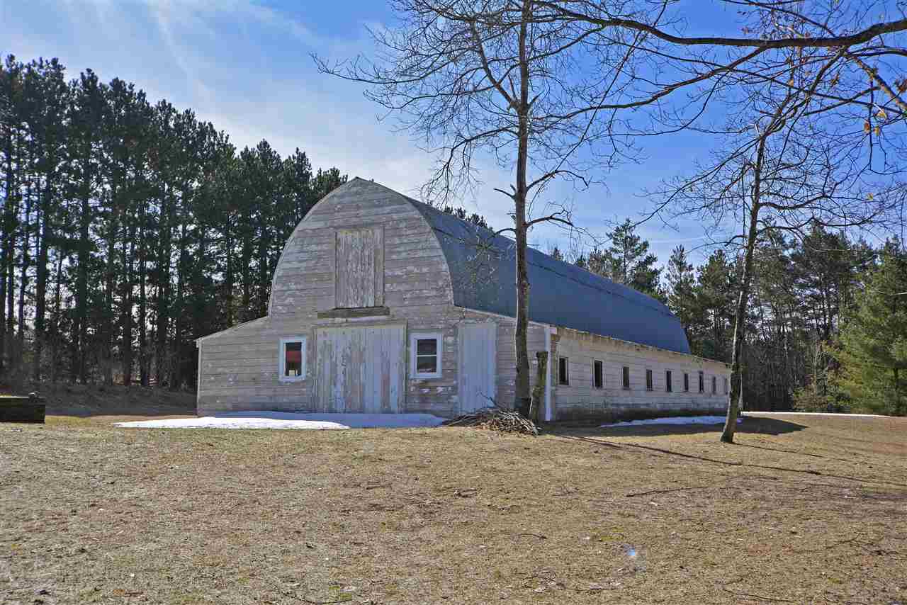 295 South Marshall Road Beulah, MI 49617 - Photo 5 of 50 1844254-4.JPG