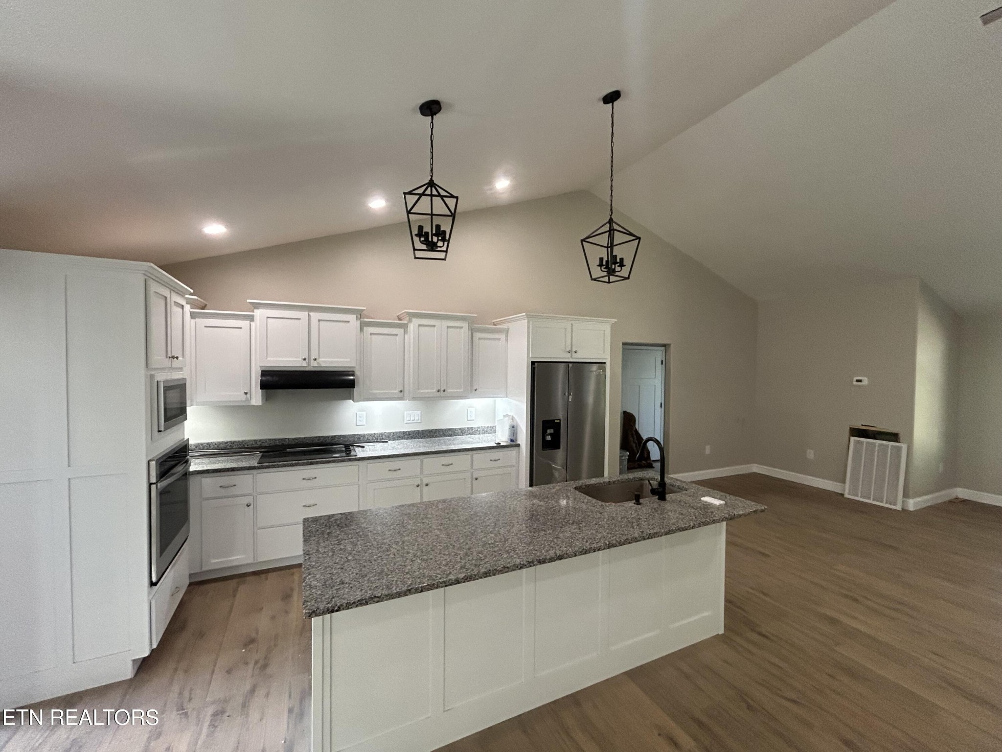 214 Georgee Road Jamestown, TN 38556 - Photo 5 of 18