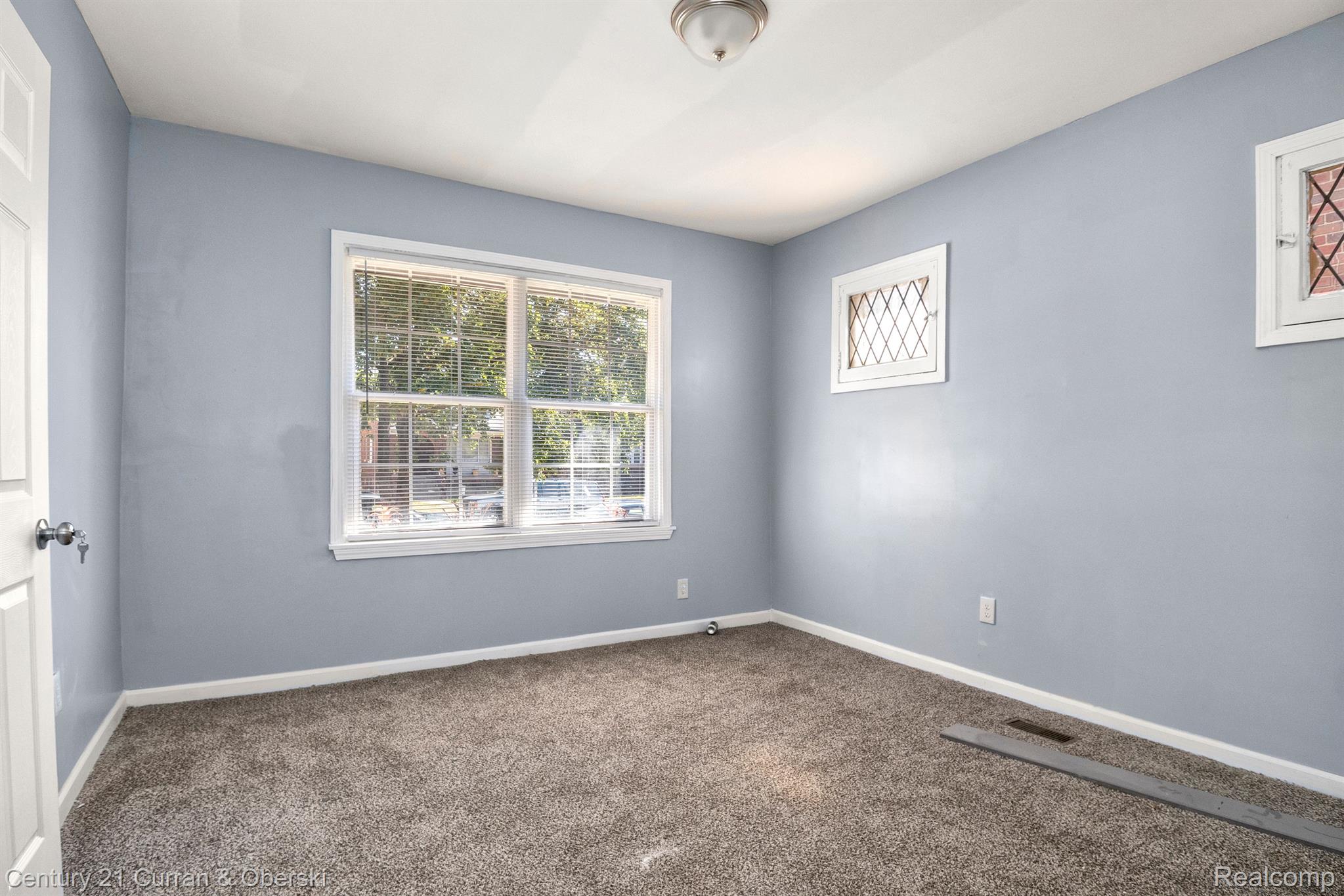 5267 Balfour Road Detroit, MI 48224 - Photo 10 of 23 Gallery Image 10