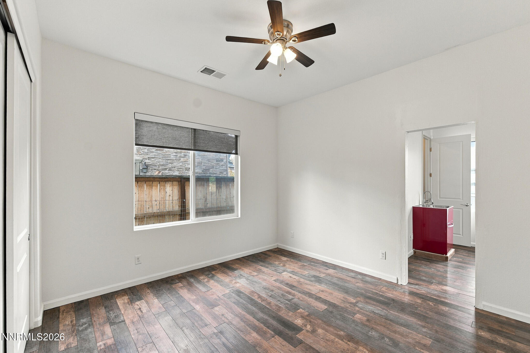 9715 Avitara Way Reno, NV 89521 - Photo 14 of 28 P1035820