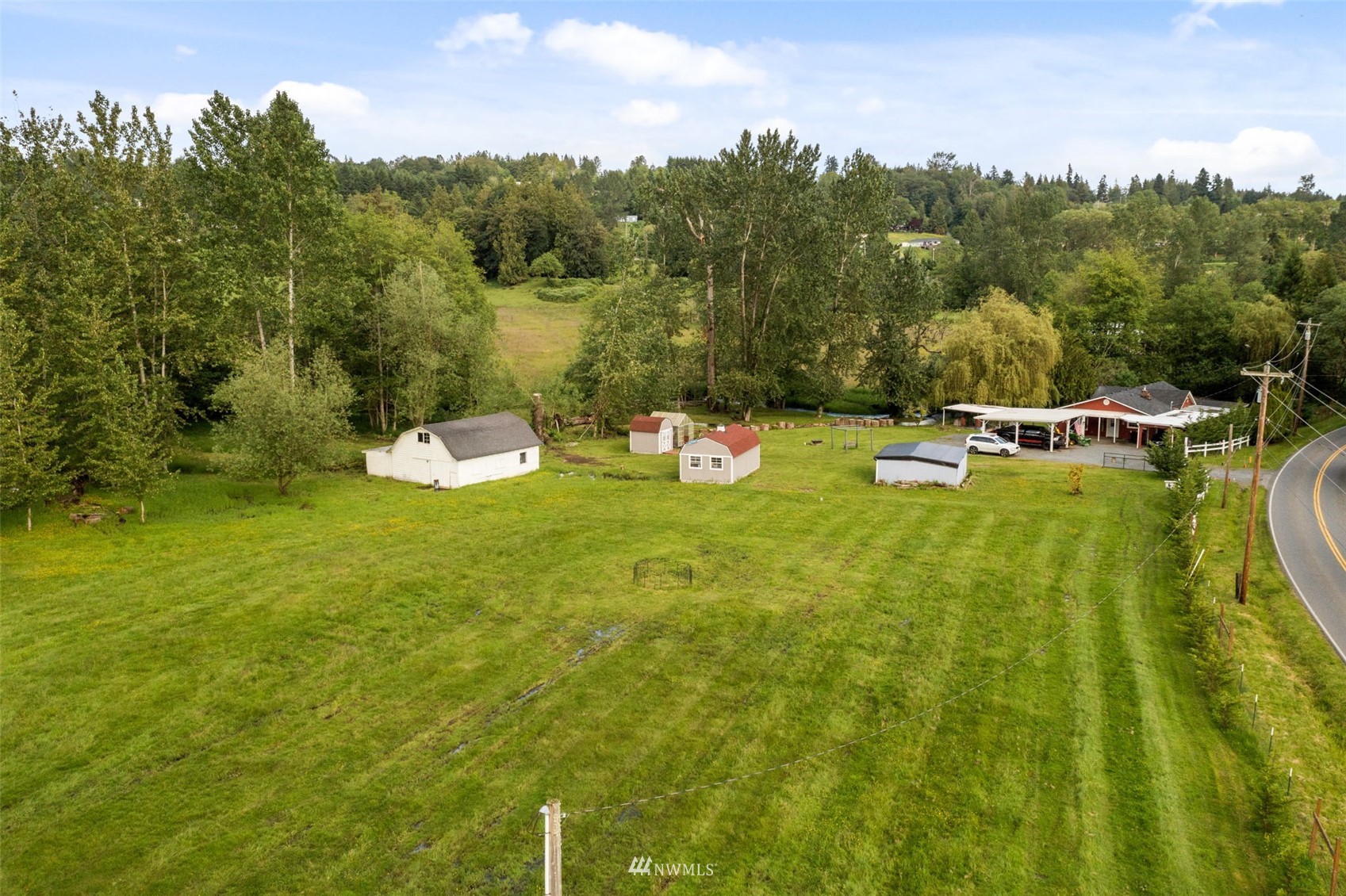 16231 Roosevelt Road Snohomish, WA 98290 - Photo 4 of 36