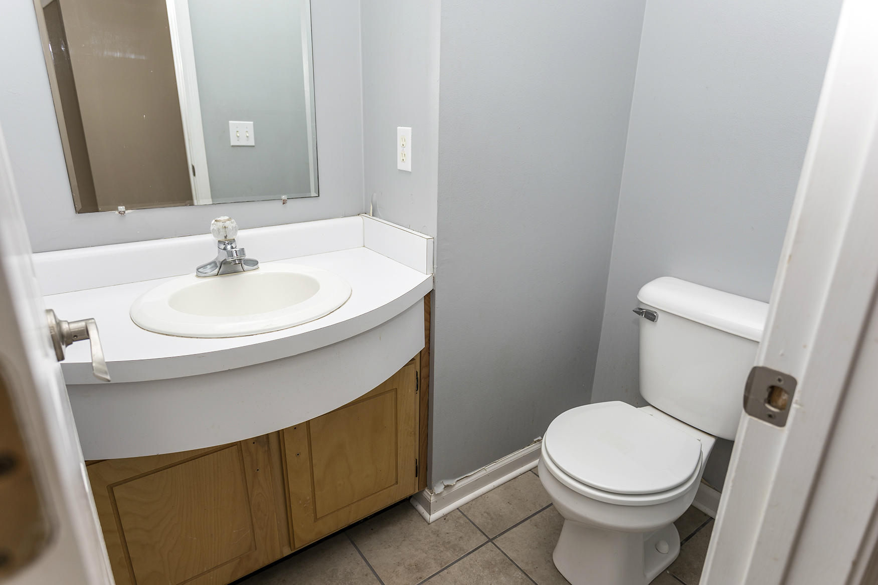 6237 Hunter Valley Road, Unit 46 Ooltewah, TN 37363 - Photo 7 of 12 half bath
