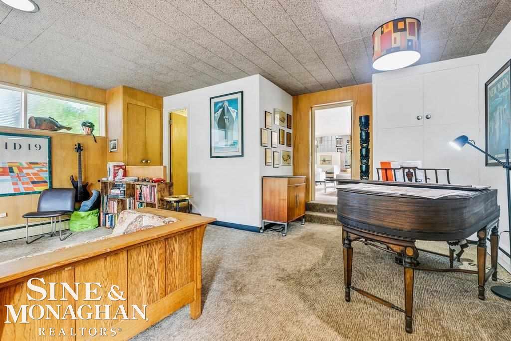 567 Middlesex Road Grosse Pointe, MI 48230 - Photo 8 of 30 50058365-7.JPG