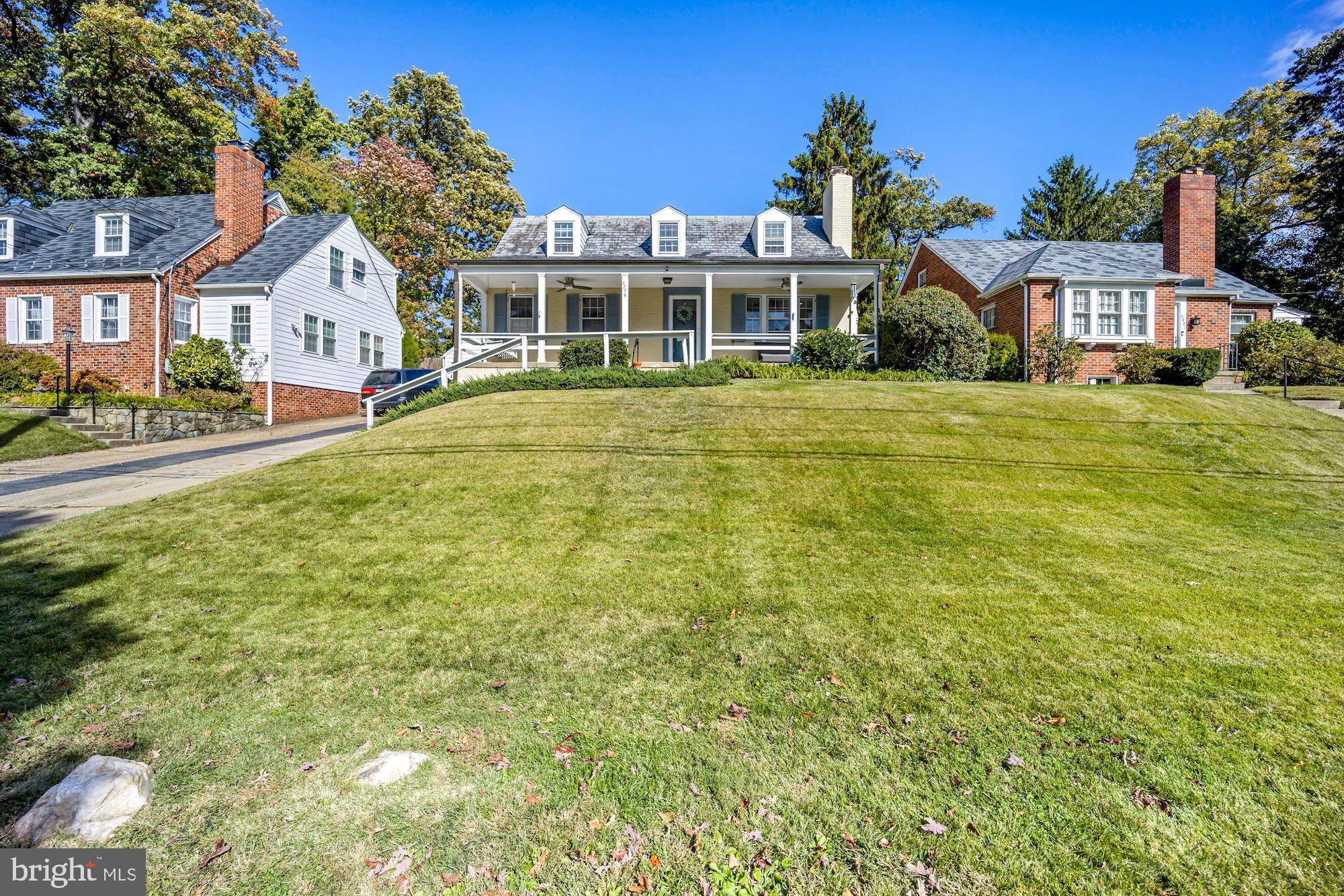 8009 Glenside Drive, Takoma Park, MD 20912 Compass