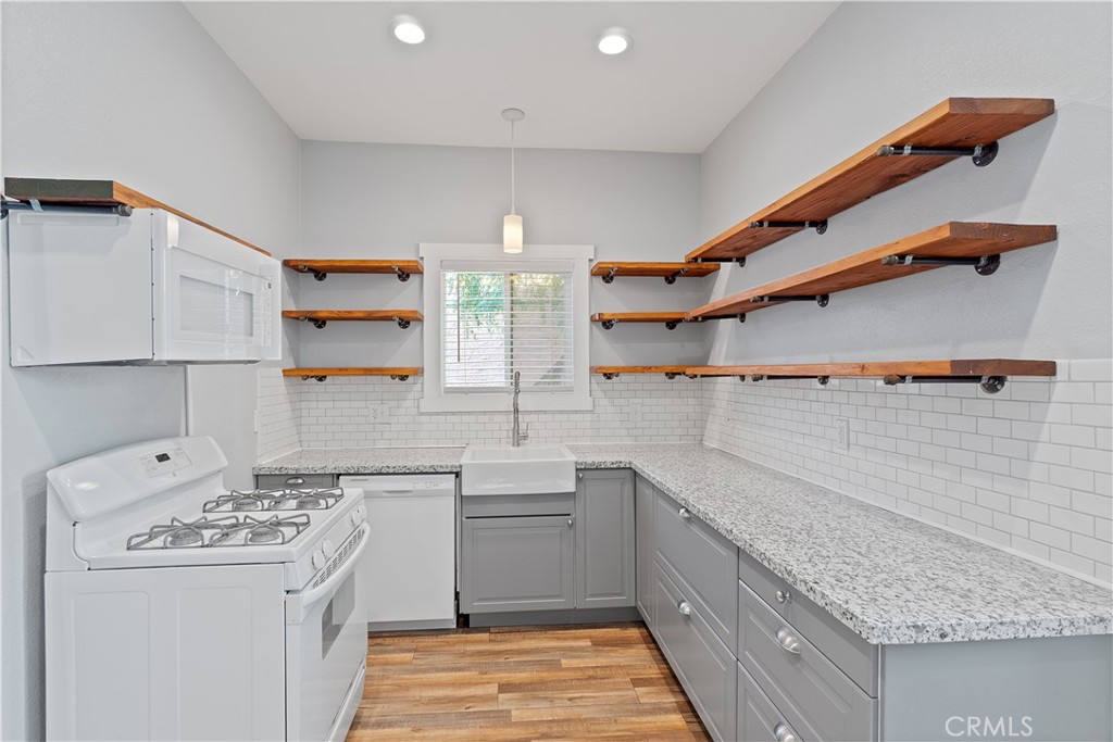 3452 Mulberry Street Riverside, CA 92501 - Photo 14 of 45 Unit 2 - Kitchen