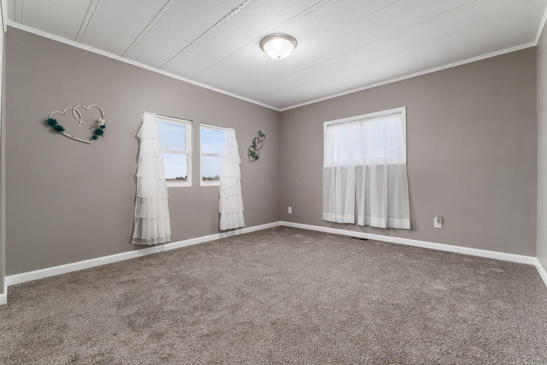 5537 Tarlton Road Circleville, OH 43113 - Photo 24 of 36 024_ Circleville OH 43113 USA