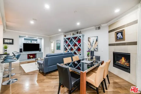 $775,000 | 4805 Bellflower Avenue, Unit 104, North Hollywood, CA 91601