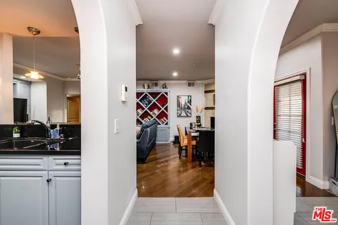 $760,000 | 4805 Bellflower Avenue, Unit 104, North Hollywood, CA 91601