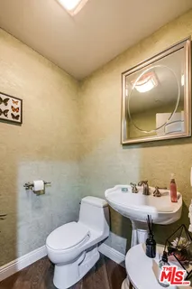 $760,000 | 4805 Bellflower Avenue, Unit 104, North Hollywood, CA 91601