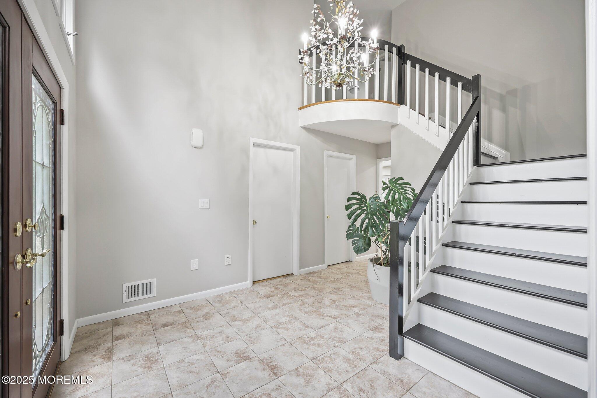 164 Lemon Road Farmingdale, NJ 07727 - Photo 3 of 44 7-web-or-mls-LPM_9067