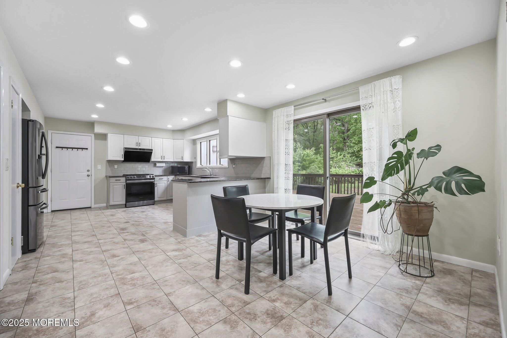 164 Lemon Road Farmingdale, NJ 07727 - Photo 10 of 44 13-web-or-mls-LPM_9121