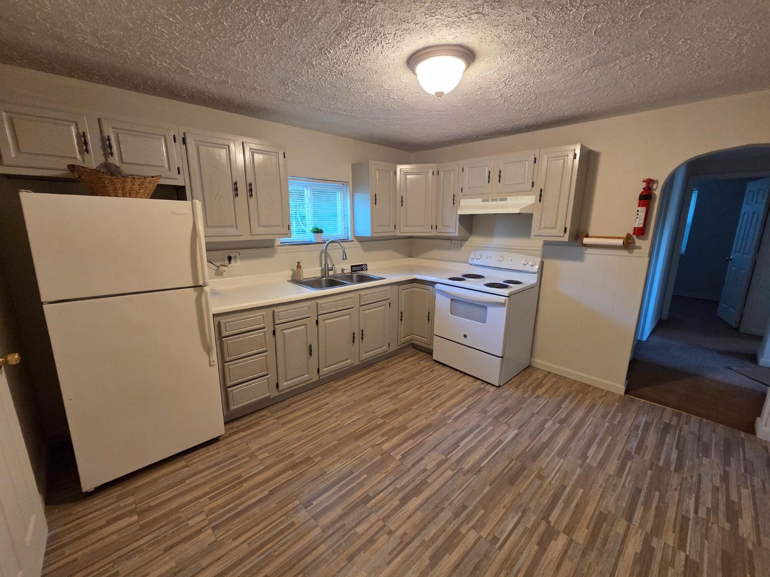 706 Ridge Avenue Aurora, IN 47001 - Photo 7 of 16
