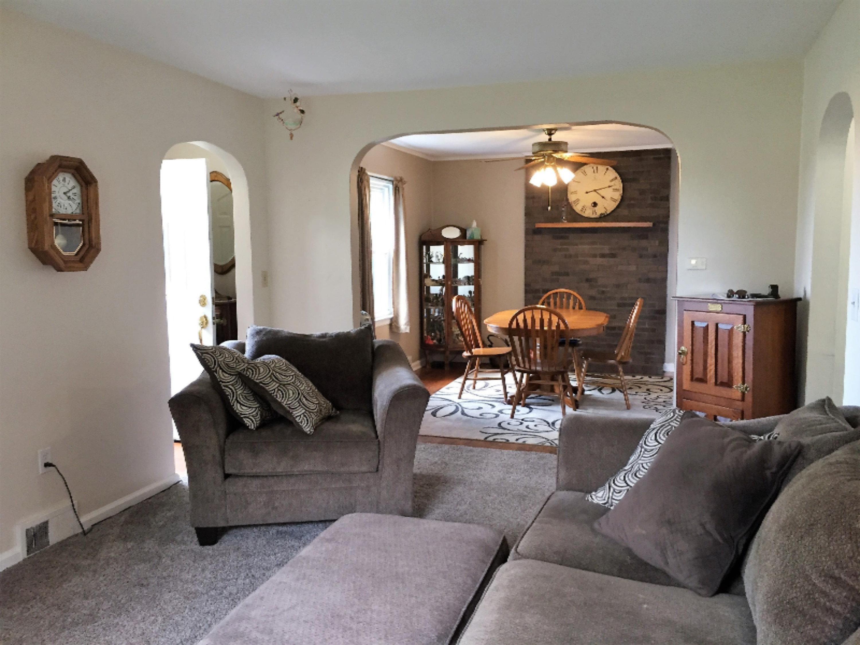 11215 Airport Road Dewitt, MI 48820 - Photo 21 of 42 Living-Dining2